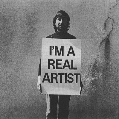 "Soy un verdadero artista" de Keith Arnatt